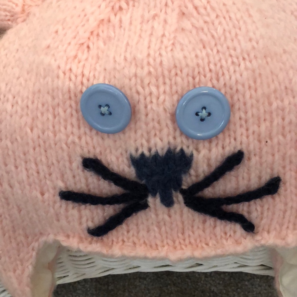Cat hat - Picture 2 of 14